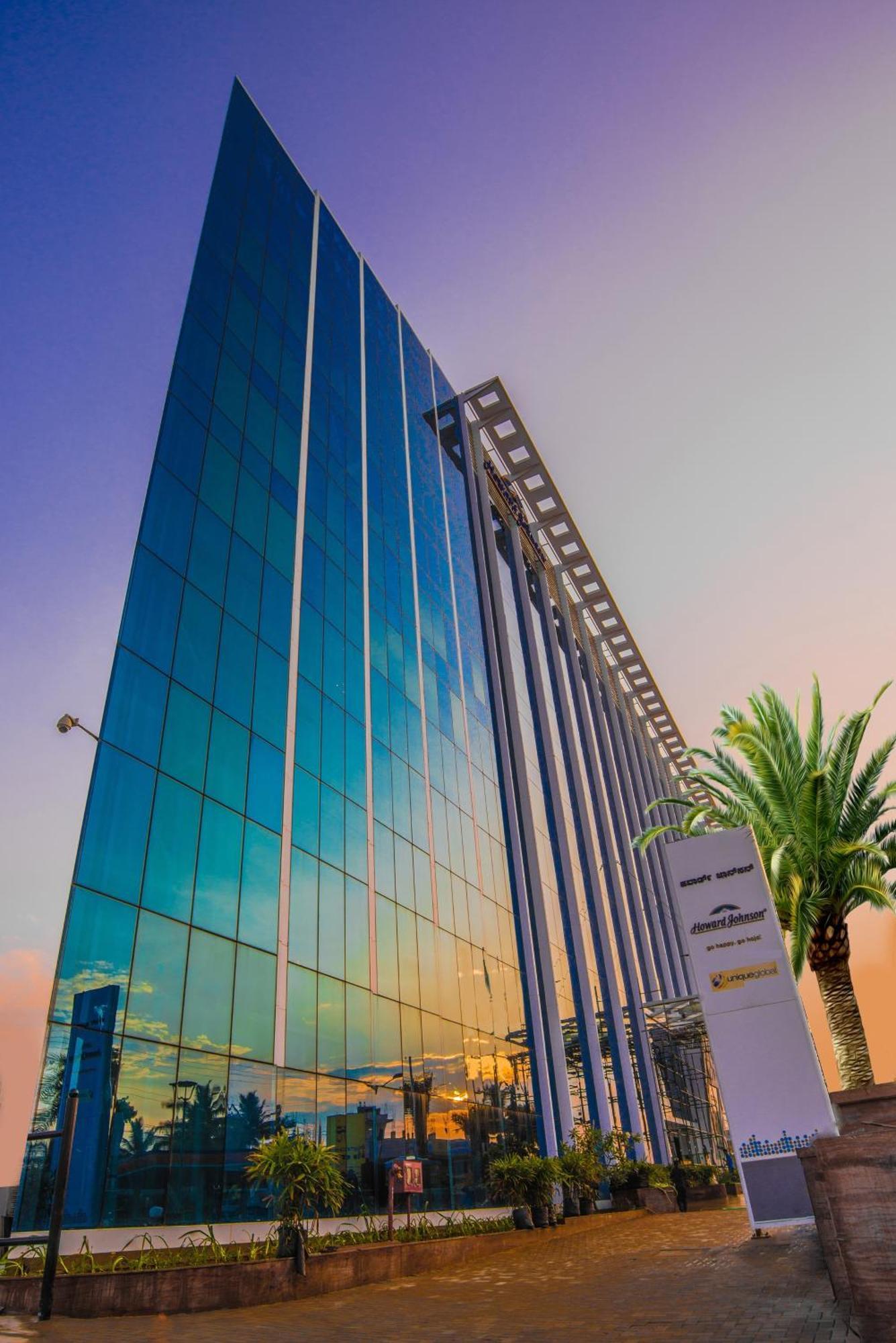 Howard Johnson By Wyndham, Hebbal, Bengaluru Exterior foto