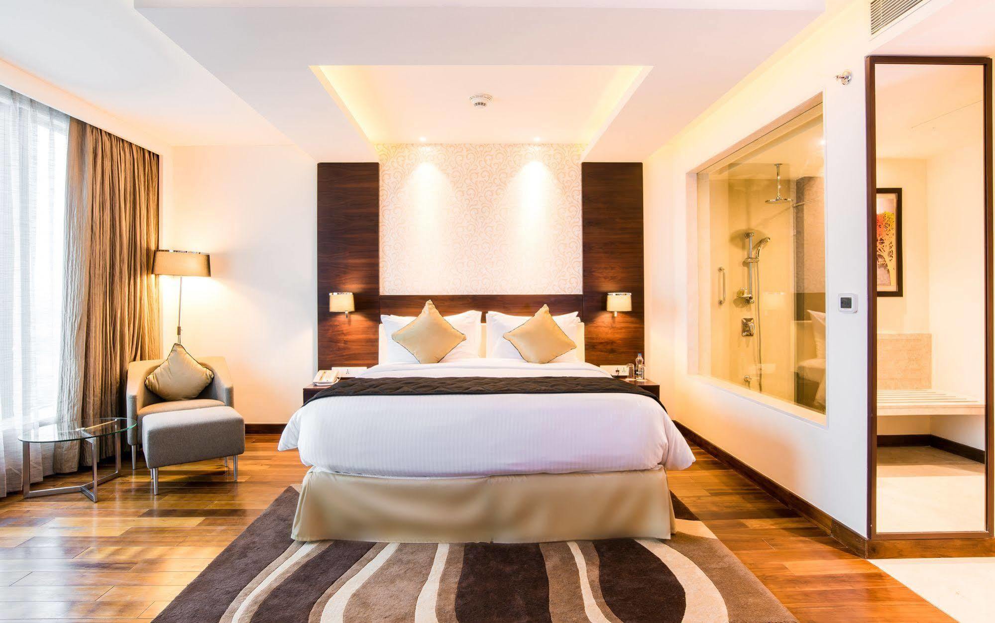 Howard Johnson By Wyndham, Hebbal, Bengaluru Exterior foto