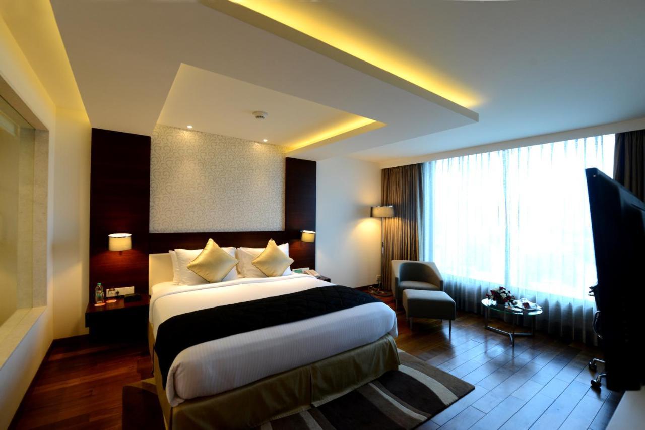 Howard Johnson By Wyndham, Hebbal, Bengaluru Exterior foto